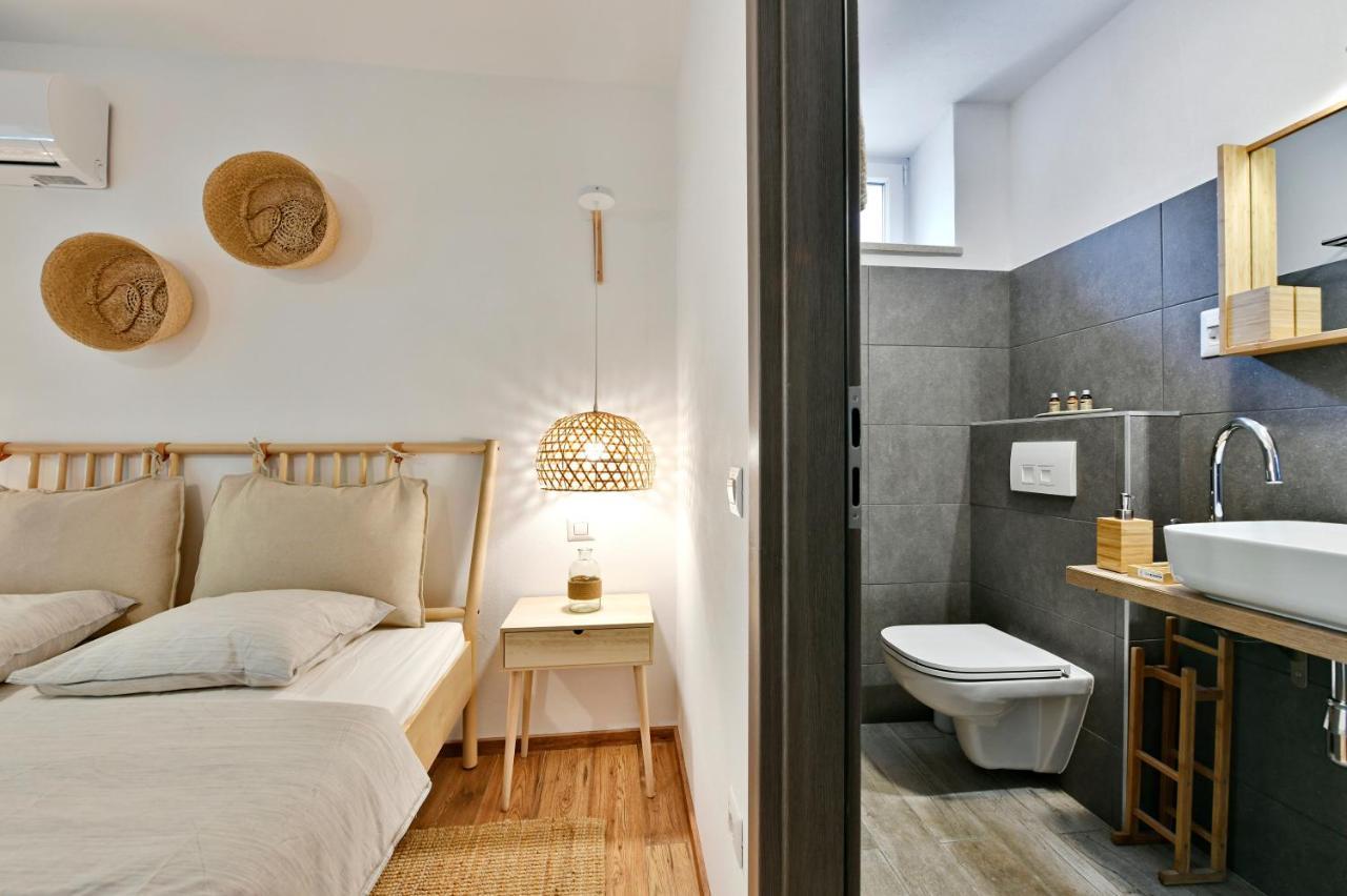 Pikarin Rooms B&B Vrsar Eksteriør billede