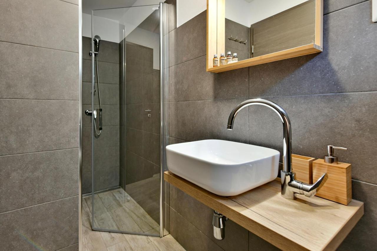 Pikarin Rooms B&B Vrsar Eksteriør billede