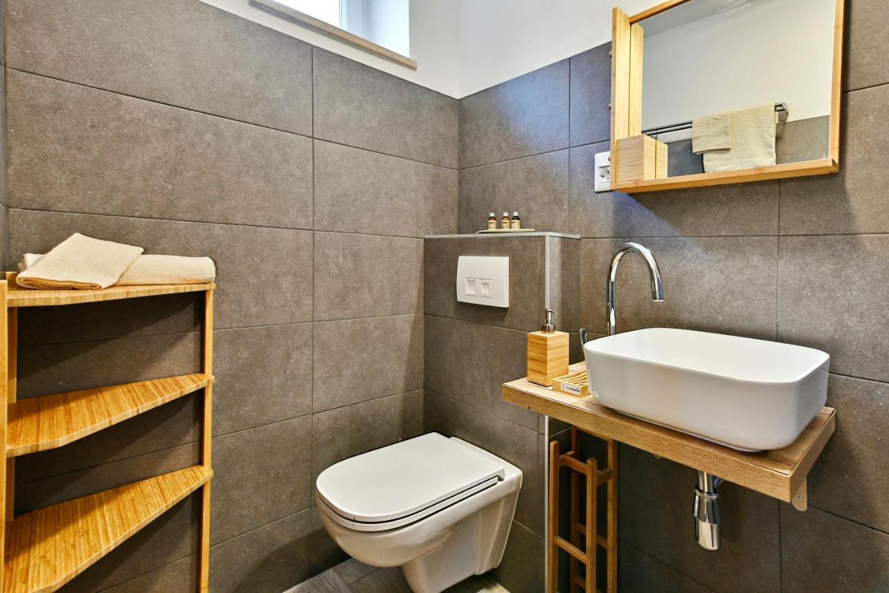 Pikarin Rooms B&B Vrsar Eksteriør billede